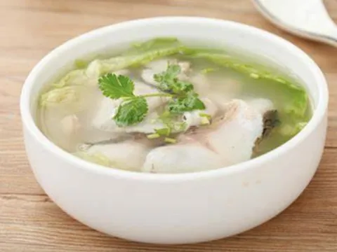鱼片汤 yupiantang